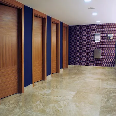 Hotel Demora 4*