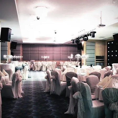 Demora Hotel