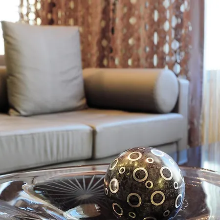 Hotel Demora
