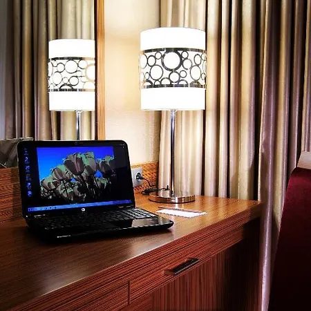 Hotel Demora