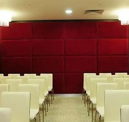 Demora Hotel 4*